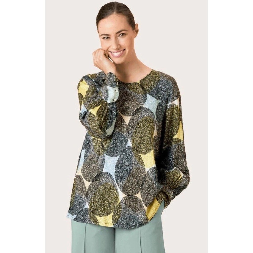 NWT MASAI Copenhagen Drisa Bias Blouse in the Color Celery Women's XL